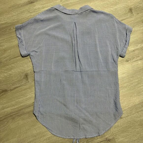 Jones New York Stripe Button Down Tie Front Top Size M - Picture 9 of 13